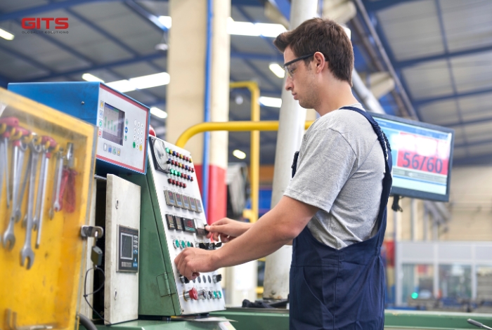 AI Inventory Optimization Reduces Excess Storage Costs